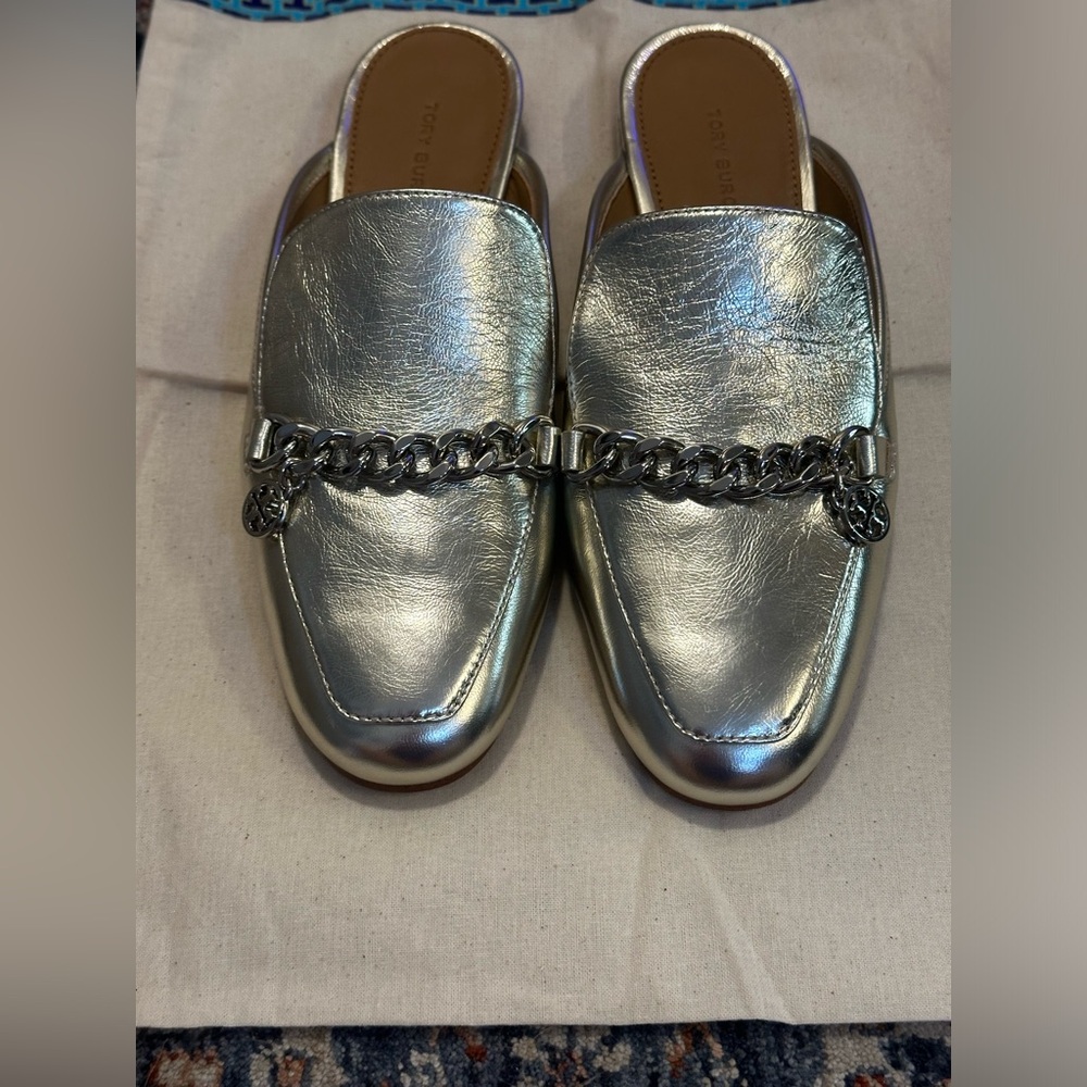 Tory Burch Mini Benton Leather Loafer Slides in Spark Gold in Size: 6.5
